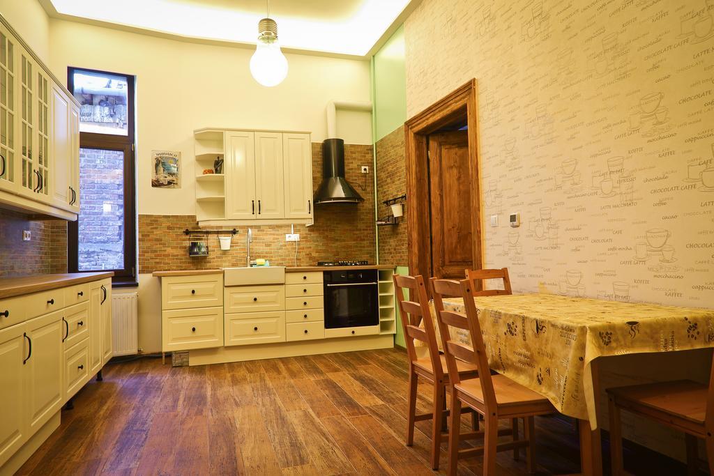 Arina Apartments 2 Braşov Buitenkant foto